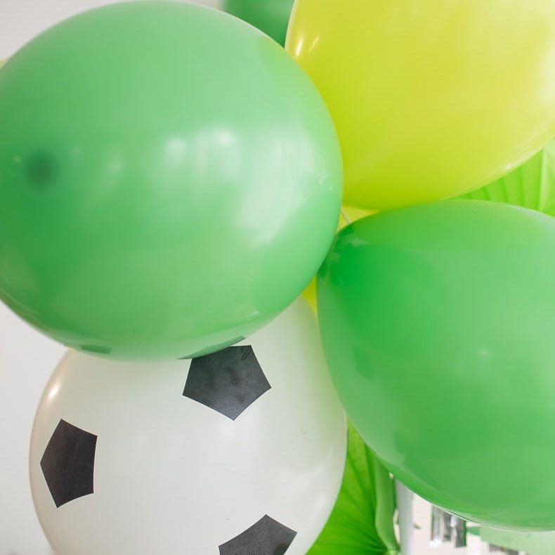 Kindergeburtstag Fussball Fussballer Mottoparty Mottobox Motto Deko Tischdeko Dekoration Mädchen Jungen