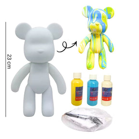 Bär mit Gießfarben