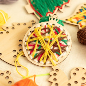 Fädel-Bastelset für Weihnachten