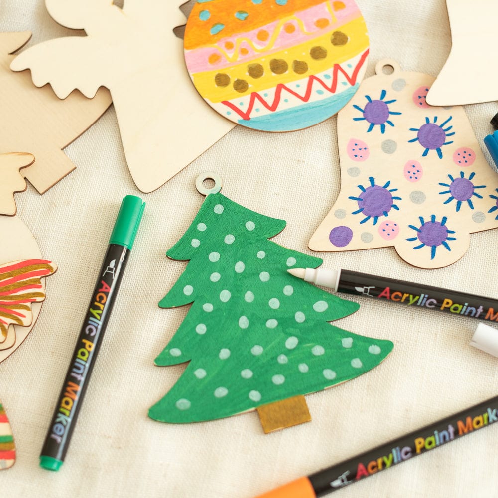 Kreatives Weihnachts-Set: 8 Holzanhänger & 12 Acrylstifte 🎄✨