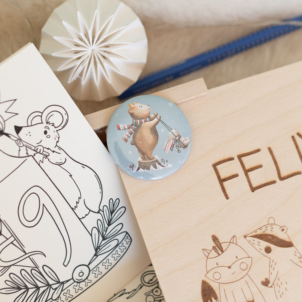 Personalisierter Adventskalender zum Ausmalen in einer Holzkiste